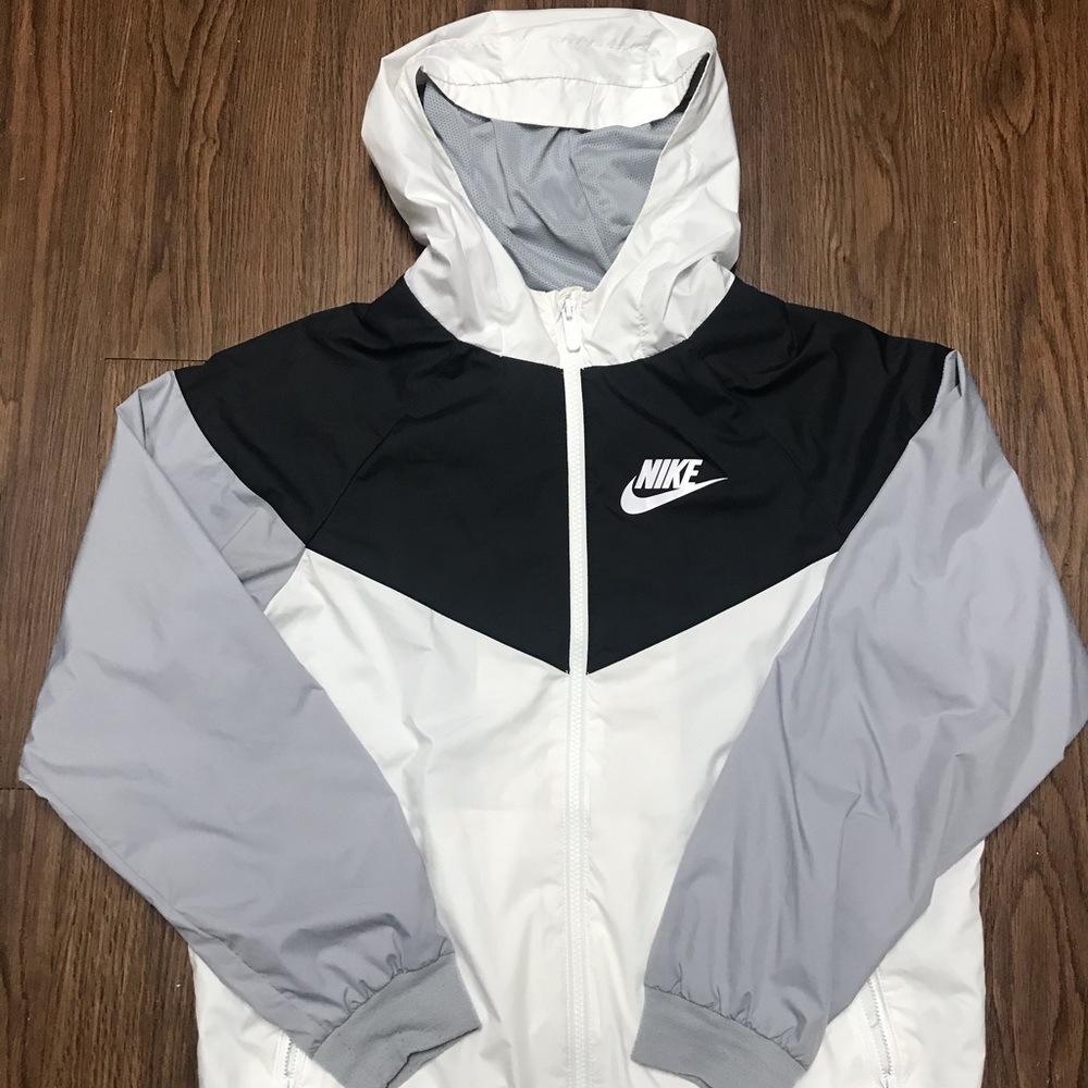 Nike Windbreaker XL Youth